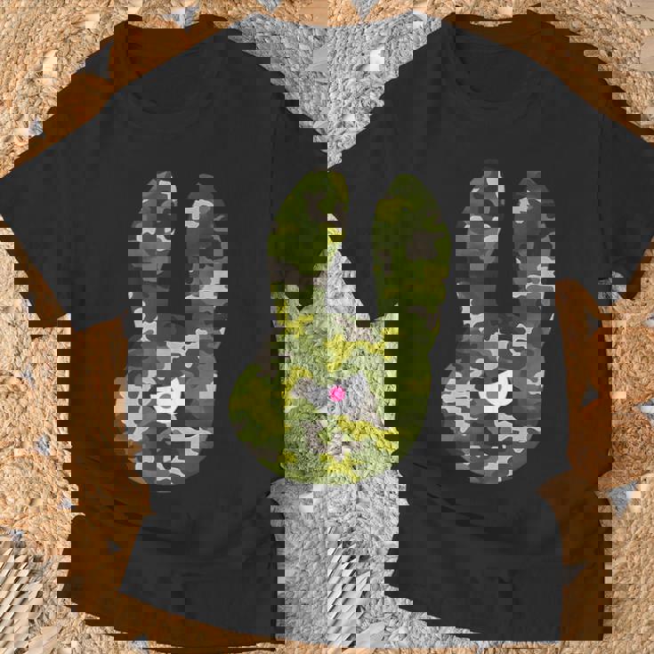 Badうさぎ星人 グリーン迷彩 Tシャツ 高齢者への贈り物