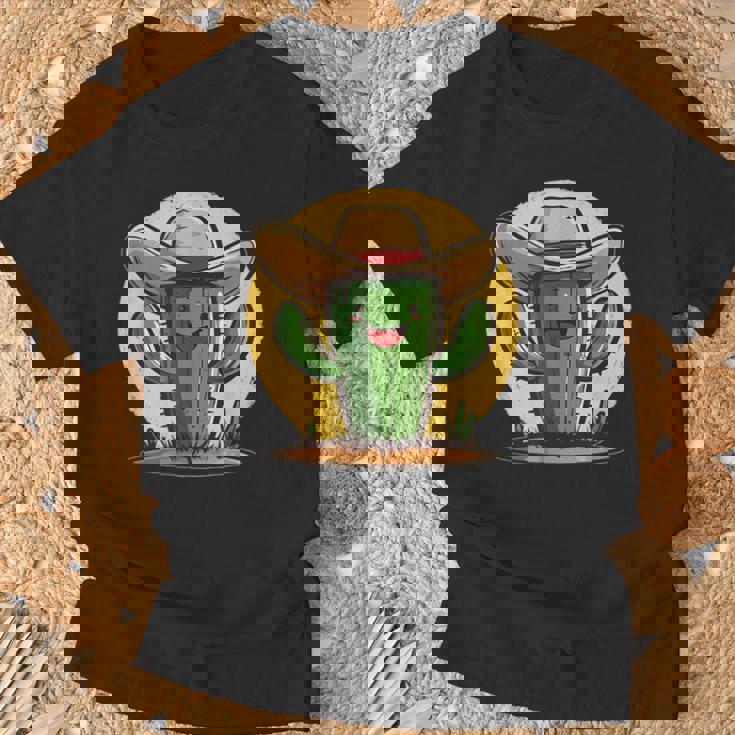 Cactus Cool Avec Chapeau De Cowboy Brille Dans Les Tenues T-Shirt Cadeaux pour les vieillards