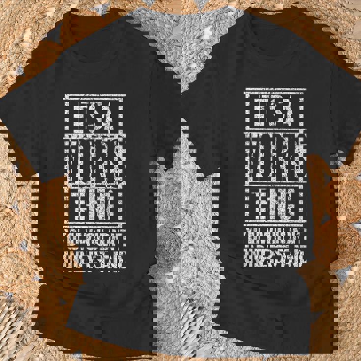 Es Una Cosa De Morris Que No Entenderías Nombre De Morris Camiseta unisex Regalos para ancianos