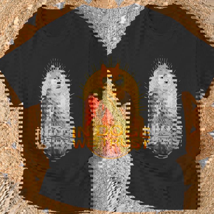 In Doge We Trust Doge Dogecoin 柴犬 Tシャツ 高齢者への贈り物