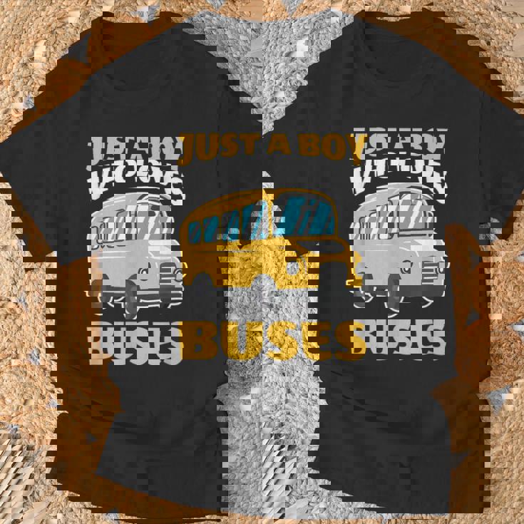 Just A Boy Who Loves Buses バス愛好家 バス愛好家 名言 Tシャツ 高齢者への贈り物