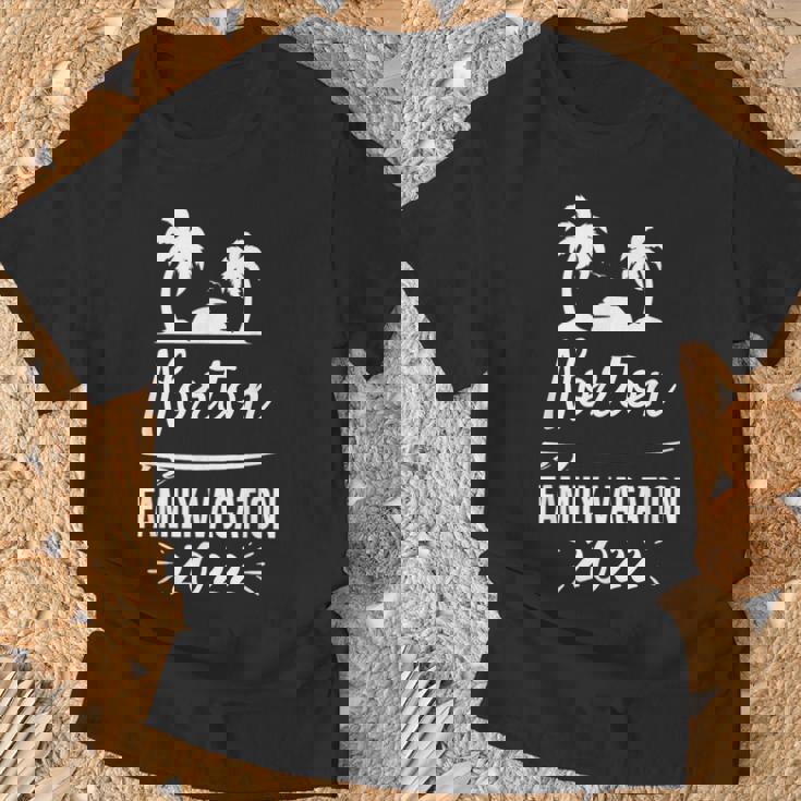 Norton ファミリーバケーション トロピカルグループトリップ ビーチ Tシャツ 高齢者への贈り物