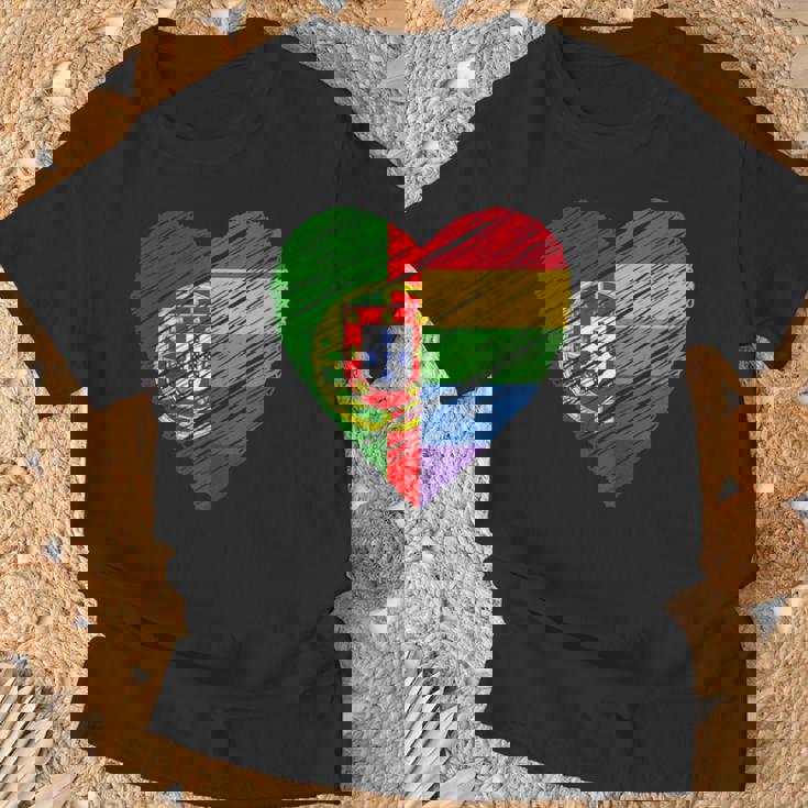 Orgullo Gay Lgbtq Portugal Camiseta unisex Regalos para ancianos