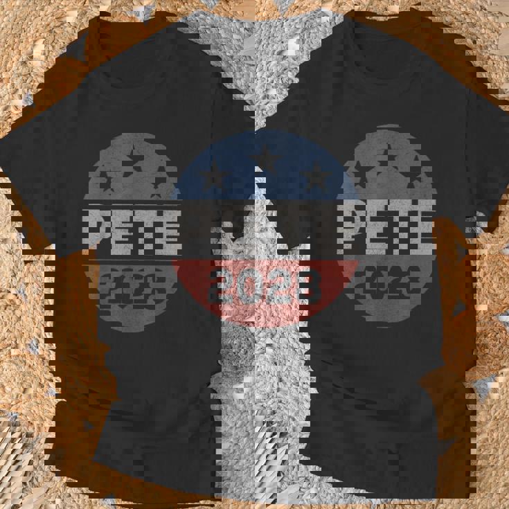 Retro Pete 2028 Pete Buttigieg Para Presidente 2028 Camiseta unisex Regalos para ancianos