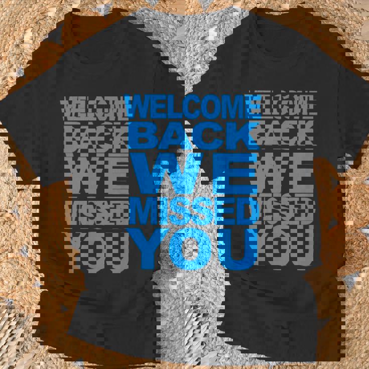 おかえりなさい、会いたかった。再開へようこそ Tシャツ 高齢者への贈り物