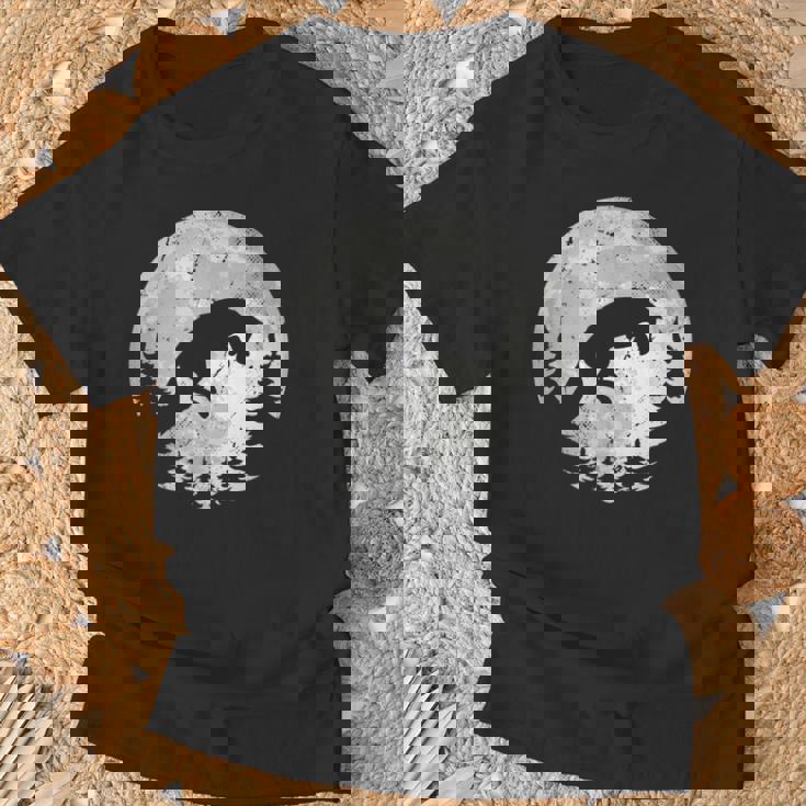 きつね 北海道 ムーンフォックスジャンプ 動物の自然を探している Tシャツ 高齢者への贈り物