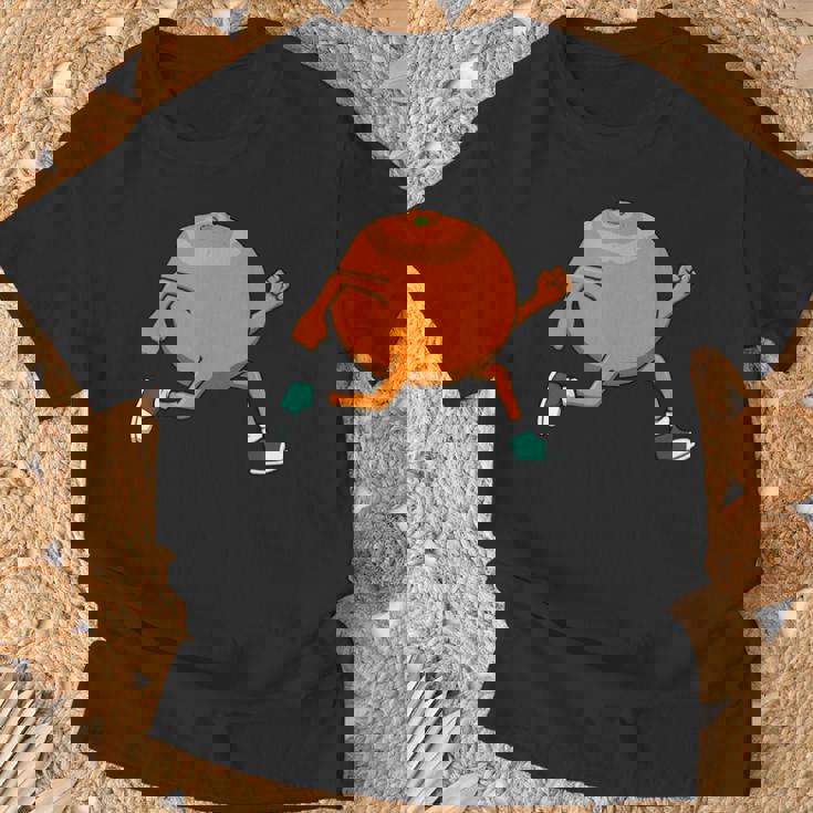 アイロニック・オレンジ・ランニング・マラソン・ホビーランナー Tシャツ 高齢者への贈り物