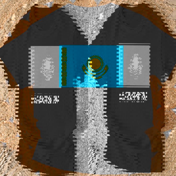 カザフスタン フラッグシャツ Tシャツ 高齢者への贈り物