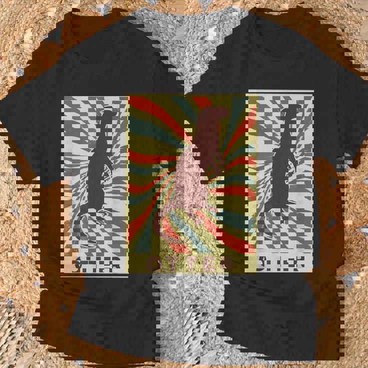 カワウソ 動物 レトロ ヴィンテージ カワウソ Tシャツ 高齢者への贈り物