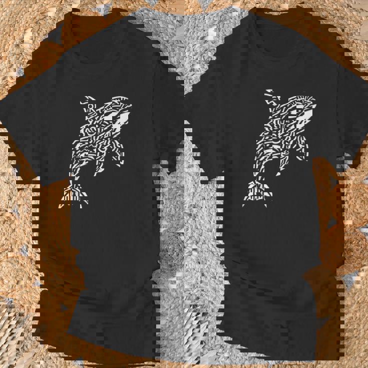 トライバル シャチ クジラ ハワイアン マオリ タトゥー オーシャン アート デザイン Tシャツ 高齢者への贈り物