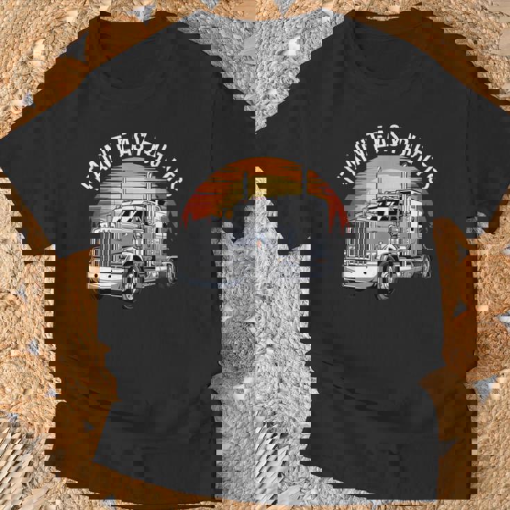 トラッカー・イズ・ファン・ケンワース・イット Tシャツ 高齢者への贈り物