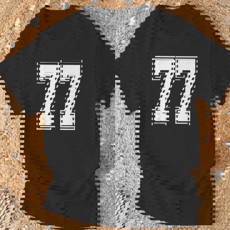 ナンバー77 野球 フットボール 誕生日 Tシャツ 高齢者への贈り物