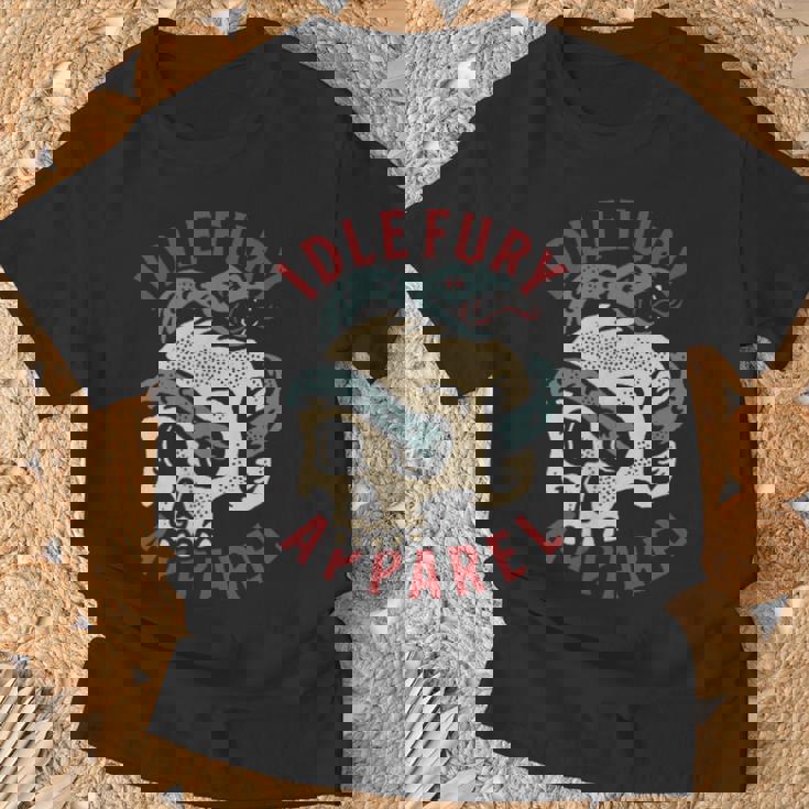 バック プリントを見る Idle Furykull &Nake ビンテージ クラシック スカル ヘビ タトゥー Tシャツ 高齢者への贈り物