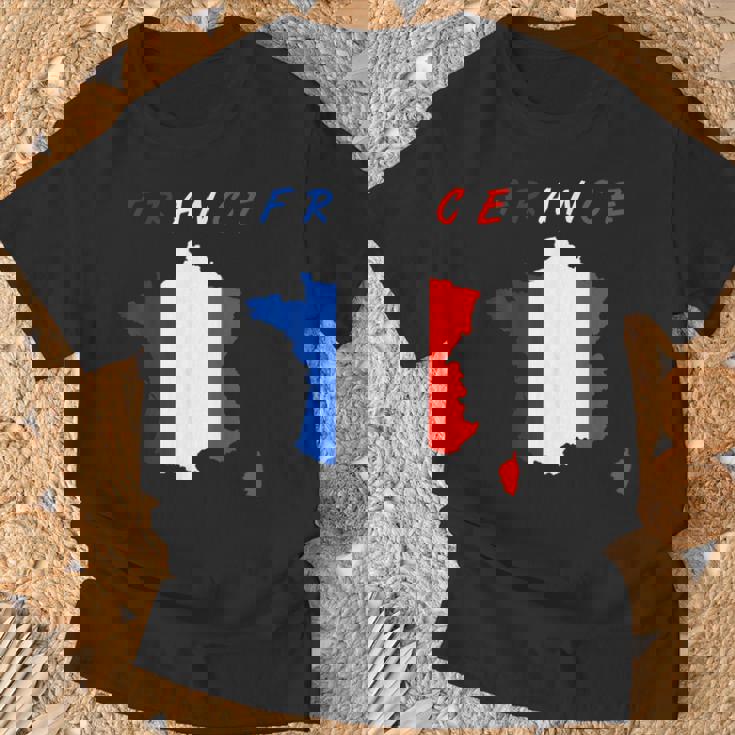 フランスの地図の中のフランス国旗tシャツ Tシャツ 高齢者への贈り物