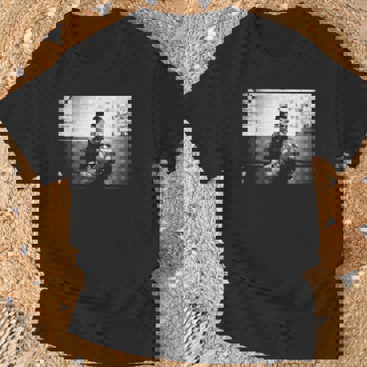 ボクサー マイク・タイソン ロンドンで ジェームズ・ティリス 対 フランク・ブルーノ Tシャツ 高齢者への贈り物