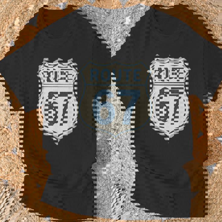 レトロ ルート 67 ハイウェイ サイン ヴィンテージ ロード ノスタルジア Tシャツ 高齢者への贈り物