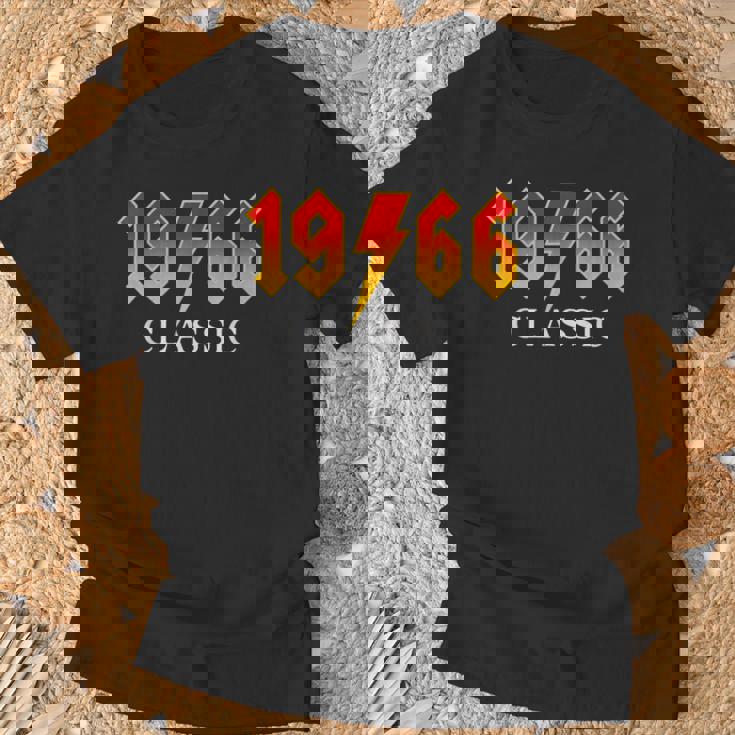 ヴィンテージ 1966 クラシック 60歳 60歳 誕生日 ロックレジェンド Tシャツ 高齢者への贈り物
