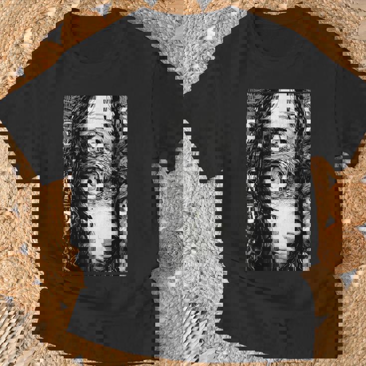 不気味な漫画 少女 怖い目 ホラー ハロウィン 恐ろしい Tシャツ 高齢者への贈り物