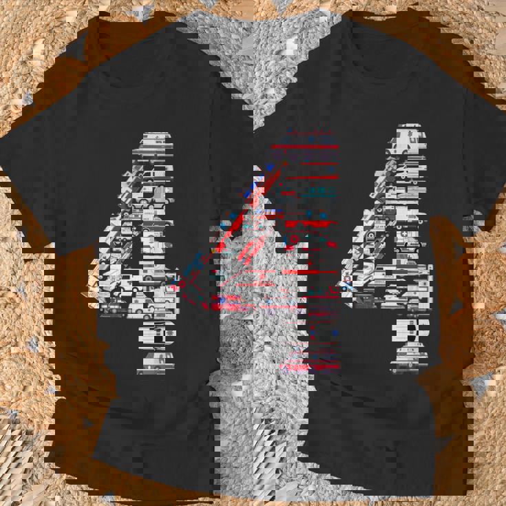 救急車 テーマ 4歳の誕生日 キッズ 男の子 4歳 Tシャツ 高齢者への贈り物