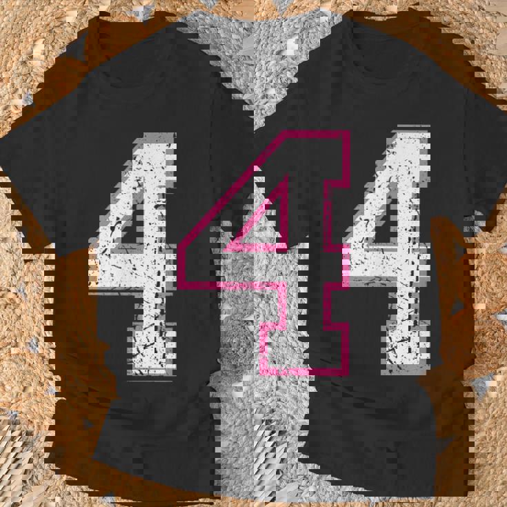 番号 4 ピンクのお気に入りの番号 Tシャツ 高齢者への贈り物