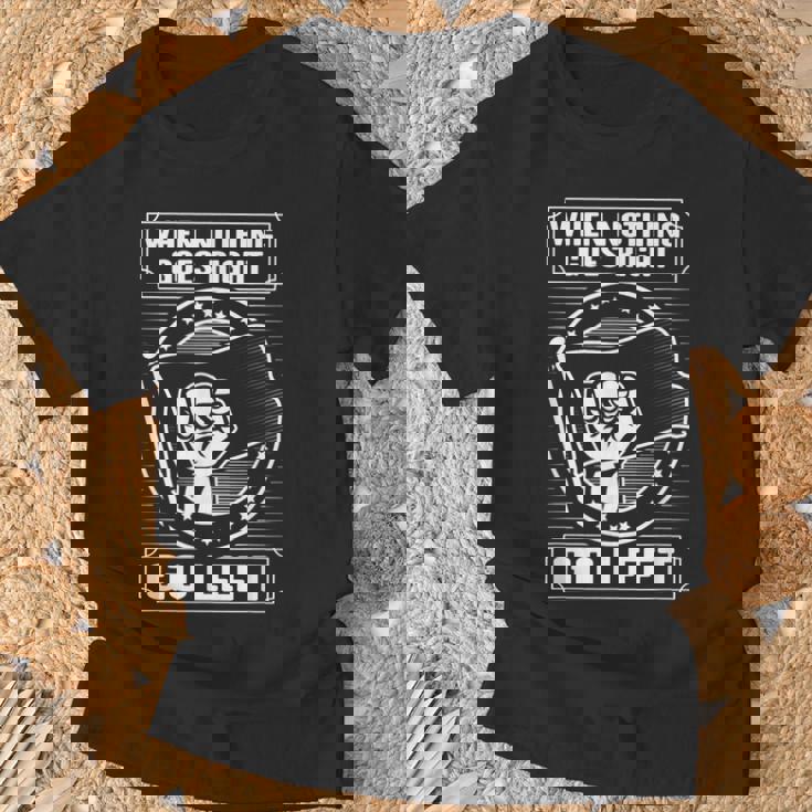 社会主義者のための左翼デザイン。 Tシャツ 高齢者への贈り物