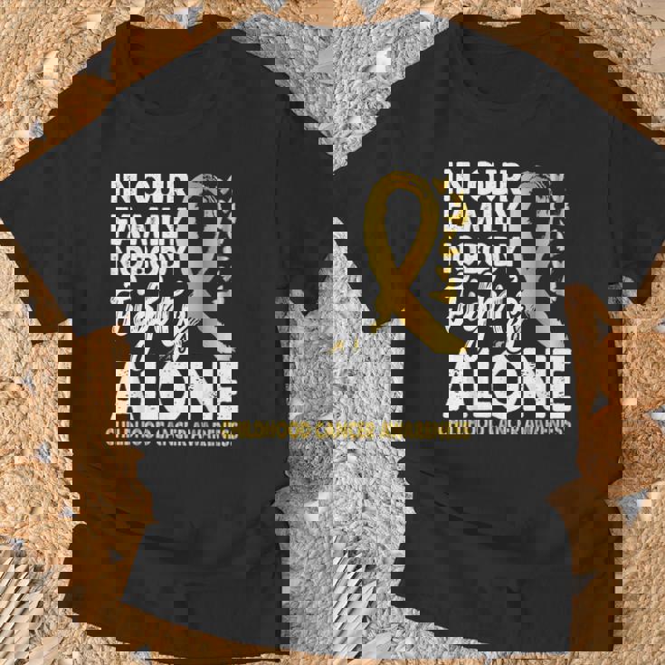 誰も一人で戦わない 小児がん啓発ゴールドリボン Tシャツ 高齢者への贈り物