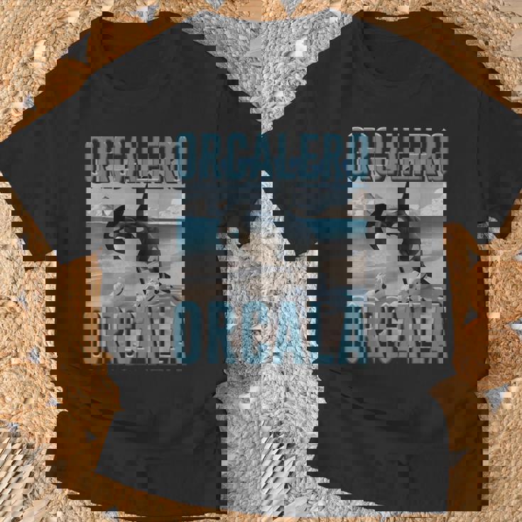 面白い Ai生成 モンスター 流行 オルカレロ オルカラ オルカ Tシャツ 高齢者への贈り物