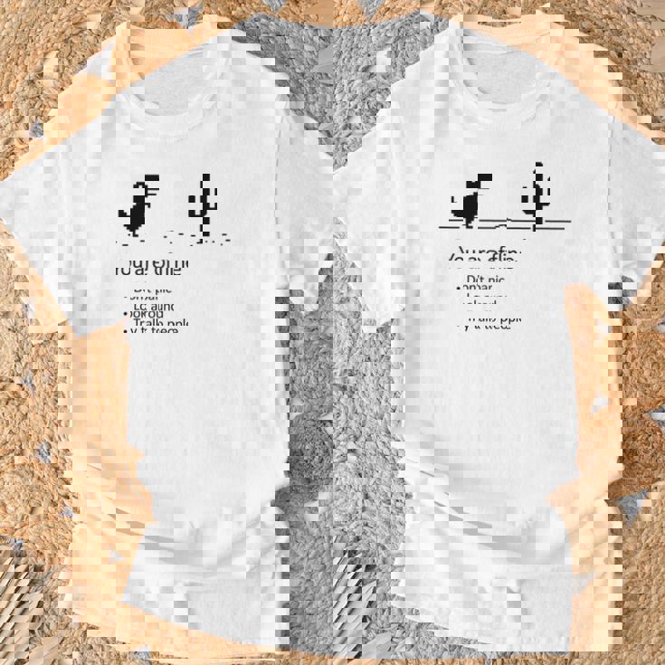 You Are Offline Low Resolution Pixel Dinosaurcreen Tシャツ 高齢者への贈り物