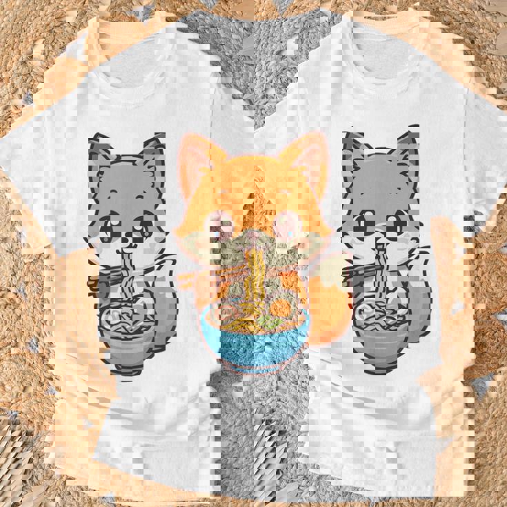 かわいいキツネを食べるラーメンかわいい動物アート Tシャツ 高齢者への贈り物