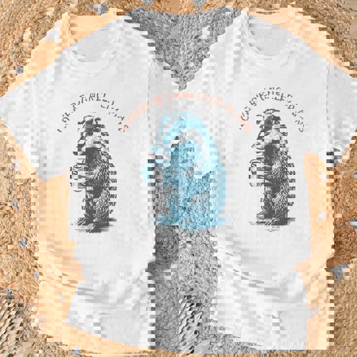 キャンセルされた計画の恋人 コーヒーを飲むアナグマ 長袖tシャツ Tシャツ 高齢者への贈り物