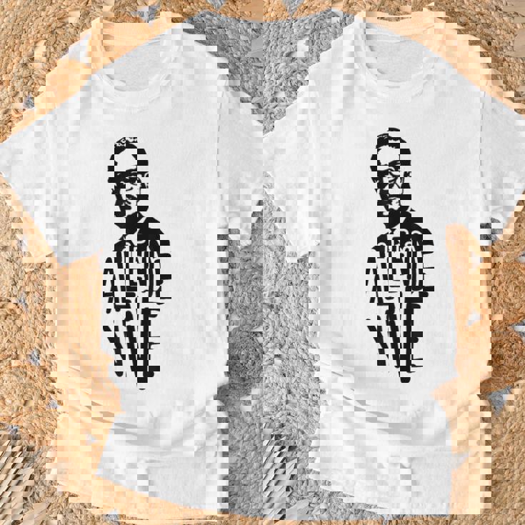 サルバドール・アジェンデ チリ社会主義者 Tシャツ 高齢者への贈り物