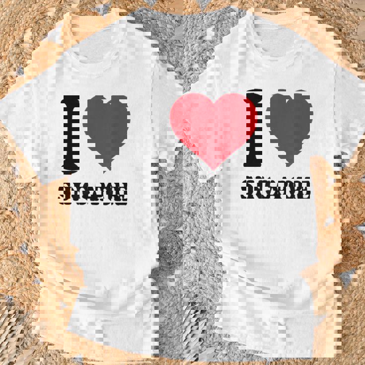 シンガポールへの愛をシンプルに伝える一枚 Tシャツ 高齢者への贈り物