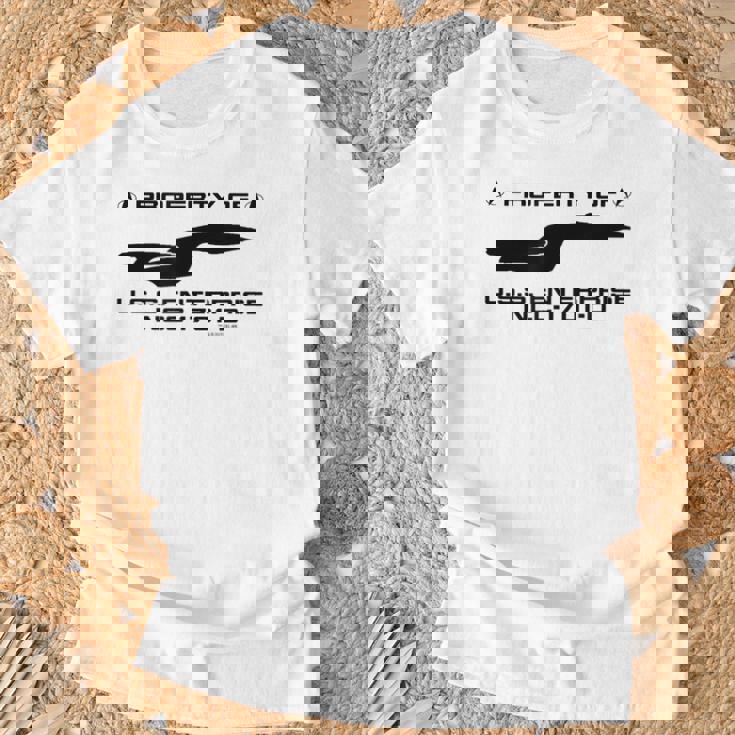 スタートレック 次世代uSSエンタープライズプロファイル Tシャツ 高齢者への贈り物