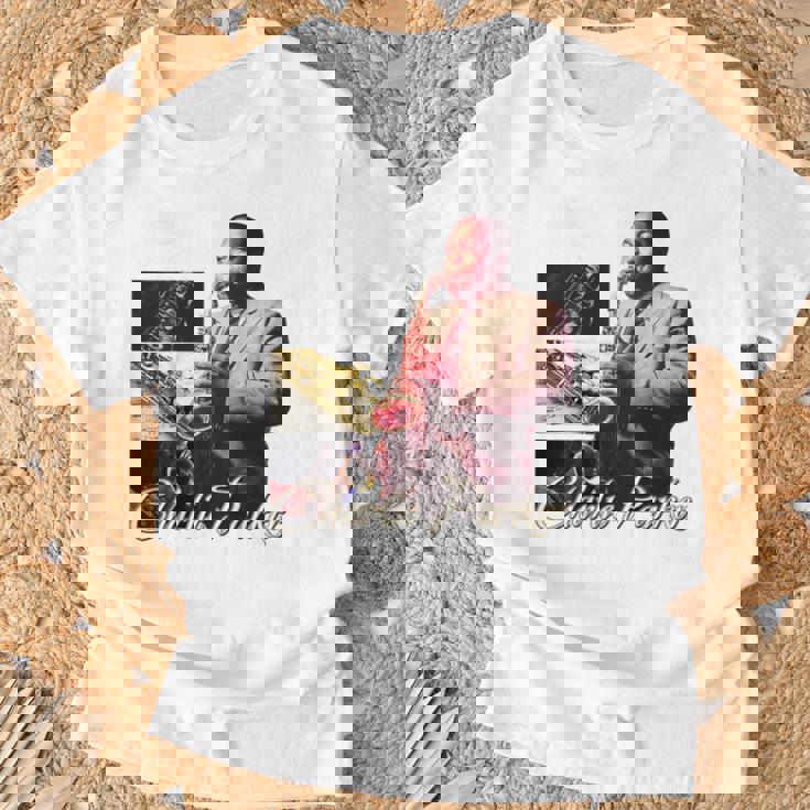 チャーリー_002_Back Printed Tシャツ 高齢者への贈り物