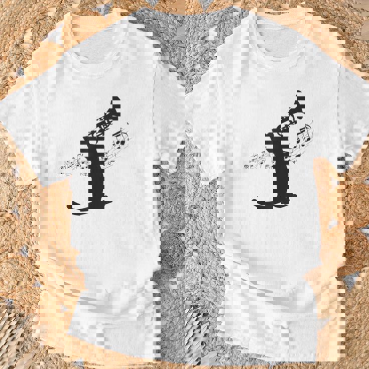 トランペット奏者猫 Tシャツ 高齢者への贈り物