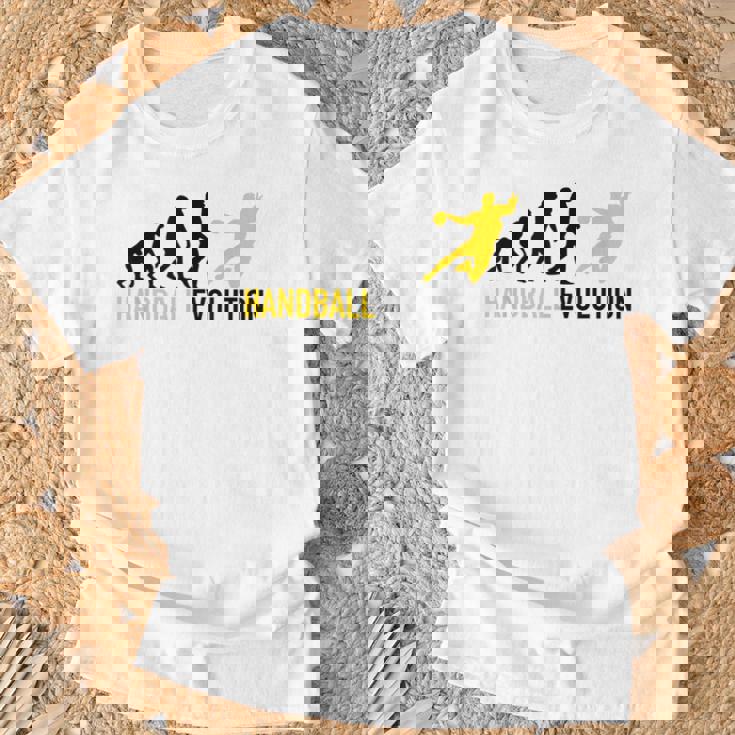 ハンドボール選手の進化ハンドボール Tシャツ 高齢者への贈り物