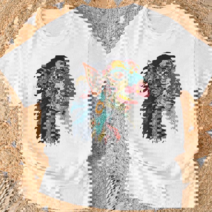 ババヤガ 神話 グラフィック ファンタジー イラスト ババヤガ Tシャツ 高齢者への贈り物