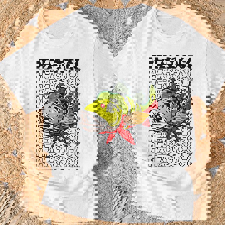 ピーコックバス 80 年代スタイルのモンスターフィッシュキーパー Tシャツ 高齢者への贈り物