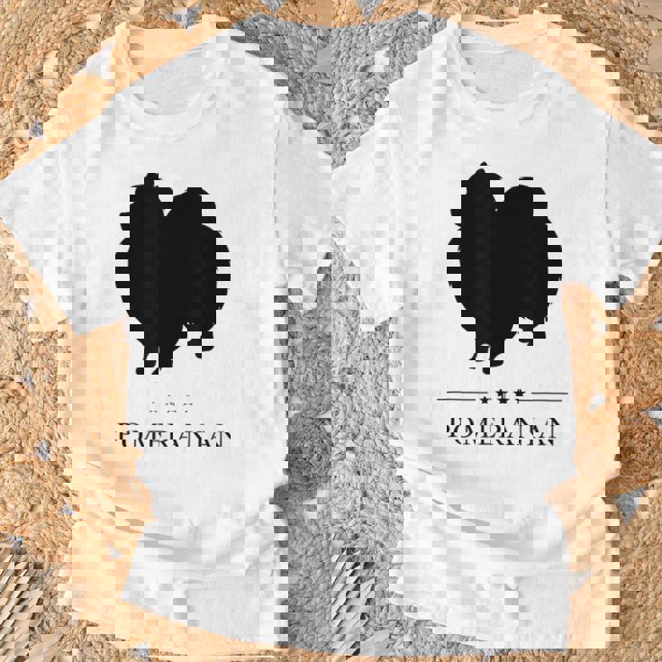 ポメラニアンブラックシルエット Tシャツ 高齢者への贈り物