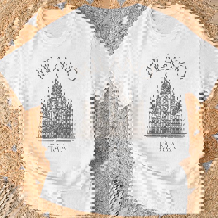 ミラノ イタリア ドゥオーモ 大聖堂 建築 イタリア Tシャツ 高齢者への贈り物