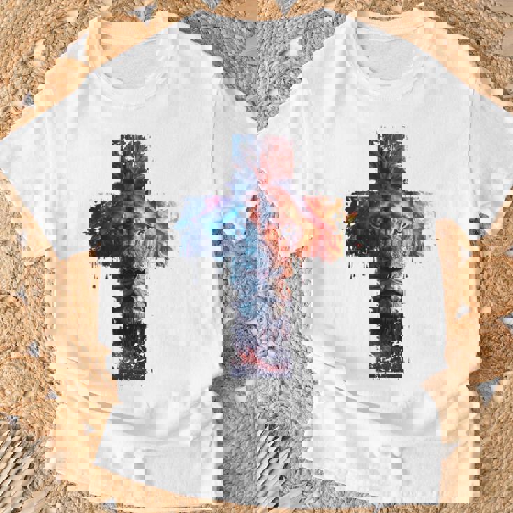 ユダのライオン、イエス・キリストの十字架、キリスト教信仰のグラフィック。 Tシャツ 高齢者への贈り物