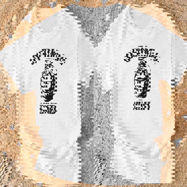 政府発行手榴弾シャツ Tシャツ 高齢者への贈り物