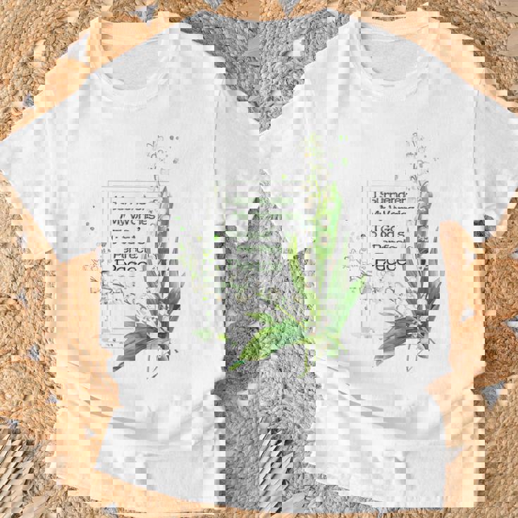 水彩 スズラン キリスト教の祈り Tシャツ 高齢者への贈り物