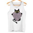 ピンクのヒョウ柄ハートを持つ黒猫 タンクトップ