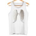 背面にリアルな白い天使の羽。 タンクトップ