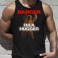 Danger I'm A Big Hugger 面白い危険な熊のハギング タンクトップ 彼への贈り物