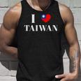 I Love Heart 台湾国旗 台湾 台湾 プライド Roc 台北 タンクトップ 彼への贈り物