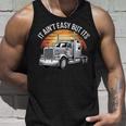 トラッカー・イズ・ファン・ケンワース・イット タンクトップ 彼への贈り物