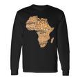 アフリカの平等パターン メラニン 肌色 アフリカ地図 長袖Tシャツ ギフトのアイデア