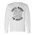 ボディピアス Guess Where I'm Pierced アンティーク調デザイン 長袖Tシャツ ギフトのアイデア